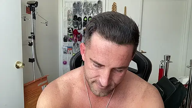 brettmycles28 online show from 06.04.26
