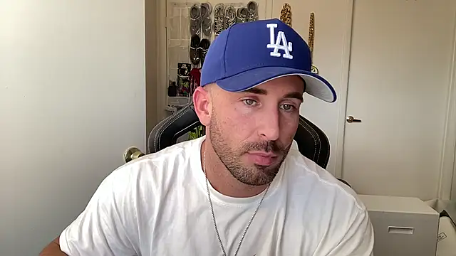 brettmycles28 online show from 07.28.26