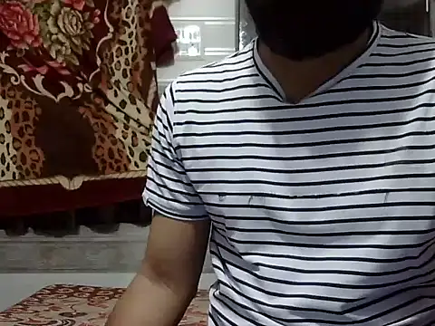 Snapshot of autophile-indian chatting on 10.08.25 autophile-indian online show from 10.08.25