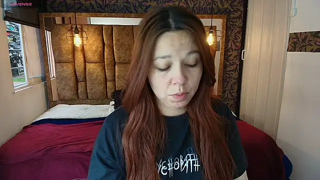 Isa Thompson   online show from 05.16.26