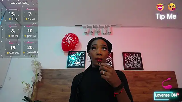 Snapshot of AlexandraCambell chatting on 09.19.25 AlexandraCambell online show from 09.19.25