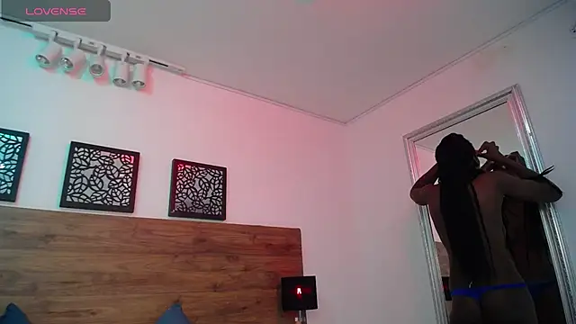 Snapshot of AlexandraCambell chatting on 09.27.25 AlexandraCambell online show from 09.27.25