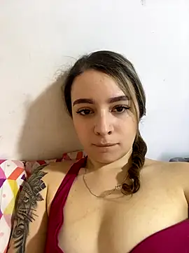 karla-thomsom10 online show from 12.02.25