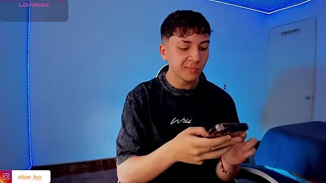 Snapshot of Casper___kyy chatting on 11.16.25 Casper kyy online show from 11.16.25