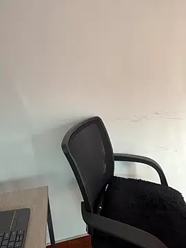 lana rousse01 online show from 03.04.26