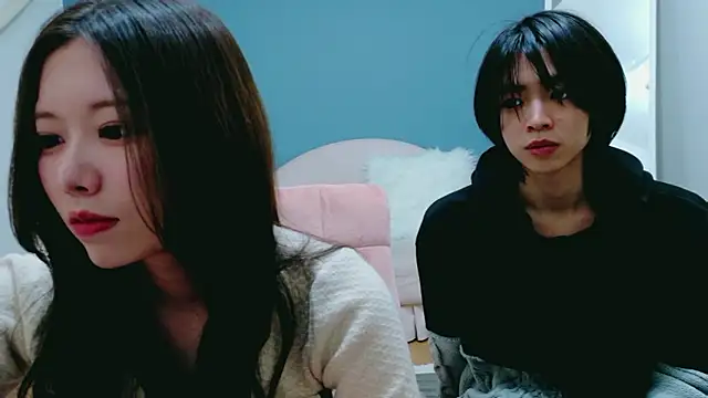 Snapshot of Reto-sama chatting on 01.07.26 Reto-sama online show from 01.07.26