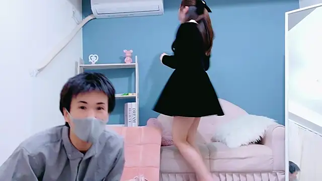 Snapshot of Reto-sama chatting on 02.26.26 Reto-sama online show from 02.26.26