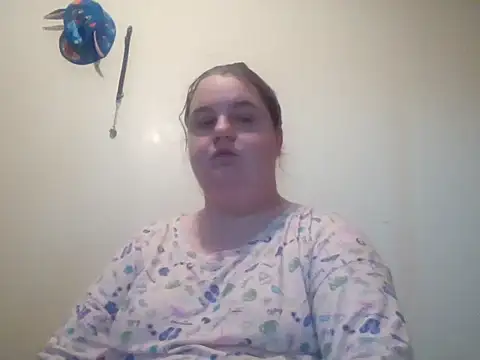 Snapshot of LittleBunny3 chatting on 10.13.25 LittleBunny3 online show from 10.13.25