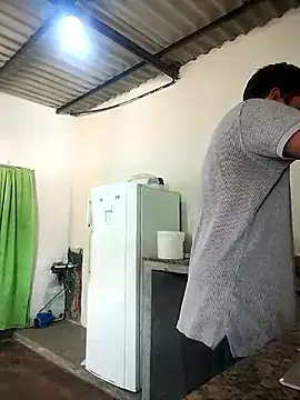 Snapshot of Bosssweet22cm chatting on 10.14.25 Bosssweet22cm online show from 10.14.25