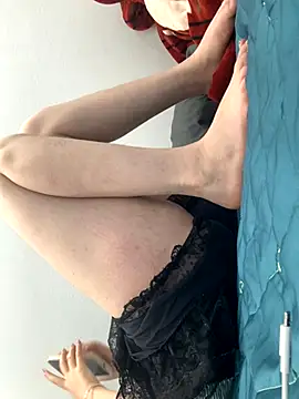 Snapshot of leisure_crime23 chatting on 09.13.25 leisure crime23 online show from 09.13.25