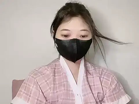 Snapshot of leisure_crime23 chatting on 09.15.25 leisure crime23 online show from 09.15.25