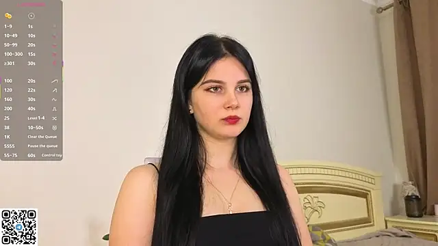 EnricaElis online show from 11.10.25