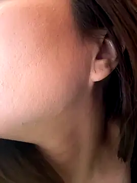 Snapshot of Dujuan-d chatting on 12.16.25 Dujuan-d online show from 12.16.25