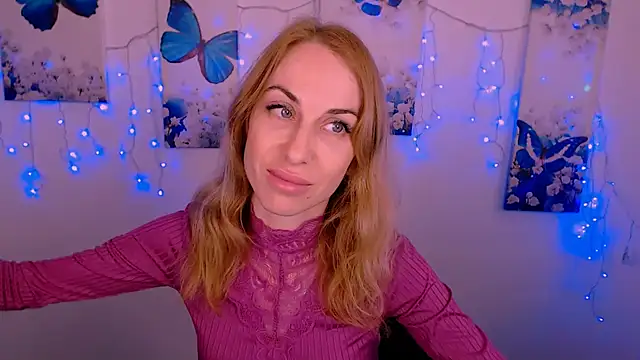 Snapshot of Create_your_own_sun chatting on 10.06.25 Create your own sun online show from 10.06.25