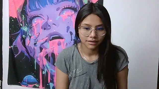 Snapshot of SofieLove_01 chatting on 12.03.25 SofieLove 01 online show from 12.03.25