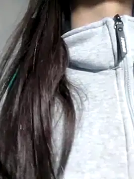 Snapshot of SofieLove_01 chatting on 12.14.25 SofieLove 01 online show from 12.14.25