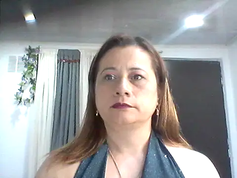 milagros latina75 online show from 10.28.25