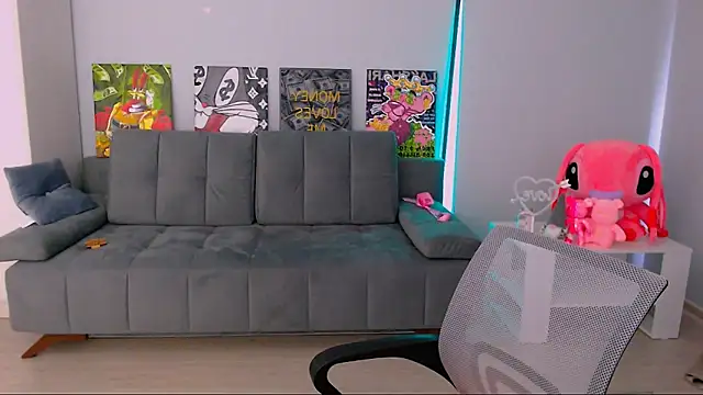 queenofthesense  online show from 02.17.26