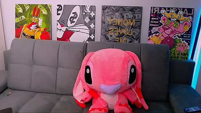 queenofthesense  online show from 03.08.26