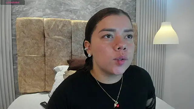 leilapons online show from 11.21.25