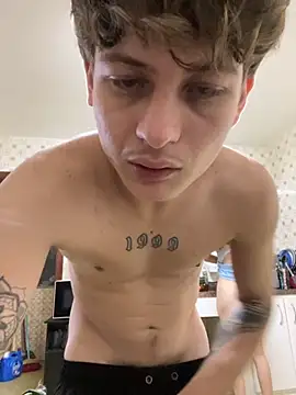 Snapshot of 420BrancoSp chatting on 10.28.25 420BrancoSp online show from 10.28.25