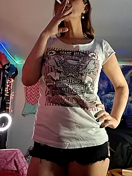 PeachyAriel online show from 03.07.26