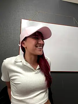 Snapshot of JuliethaDemon_ chatting on 10.14.25 JuliethaDemon online show from 10.14.25