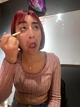 Snapshot of JuliethaDemon_ chatting on 10.21.25 JuliethaDemon online show from 10.21.25