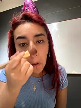 Snapshot of JuliethaDemon_ chatting on 10.23.25 JuliethaDemon online show from 10.23.25