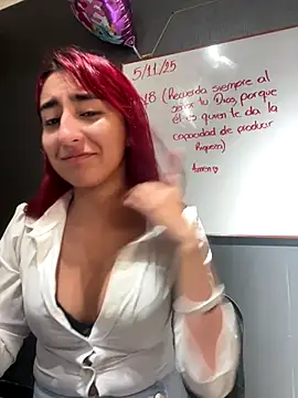 Snapshot of JuliethaDemon_ chatting on 11.07.25 JuliethaDemon online show from 11.07.25