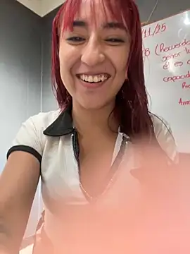 Snapshot of JuliethaDemon_ chatting on 11.10.25 JuliethaDemon online show from 11.10.25