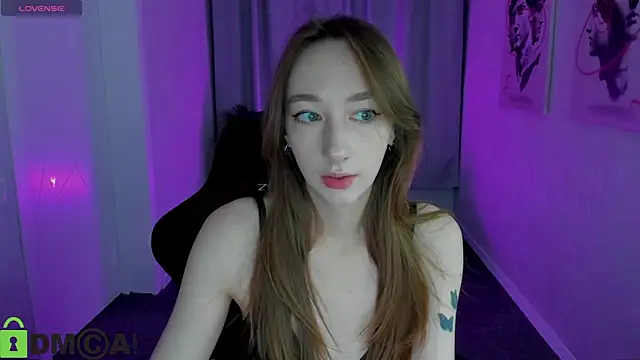 Snapshot of Miche1le_Allenne chatting on 09.29.25 Miche1le Allenne online show from 09.29.25