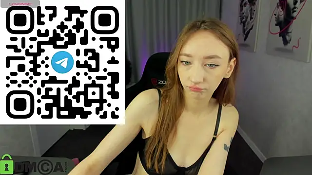 Snapshot of Miche1le_Allenne chatting on 10.23.25 Miche1le Allenne online show from 10.23.25