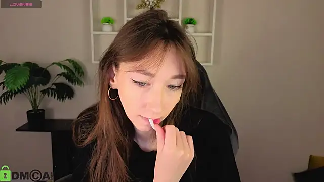 Snapshot of Miche1le_Allenne chatting on 05.15.26 Miche1le Allenne online show from 05.15.26