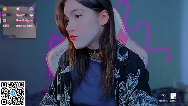 Sophie SkyAngel online show from 04.30.26