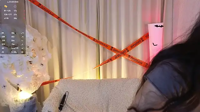 Janet Jee online show from 11.01.25