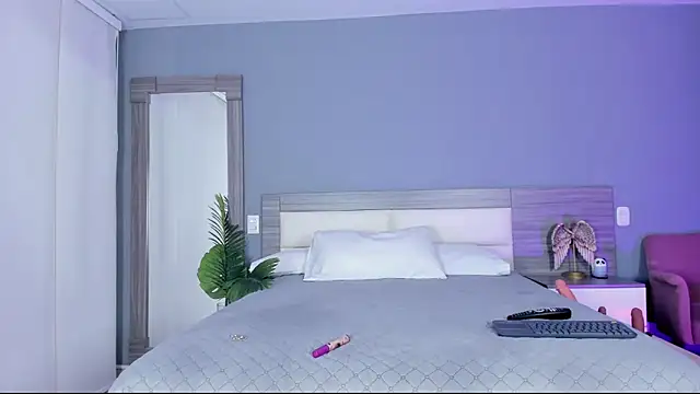 Alaiaguerra online show from 09.22.25