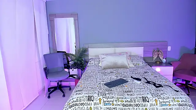 Alaiaguerra online show from 10.12.25