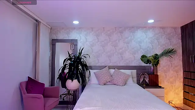 Alaiaguerra online show from 05.14.26