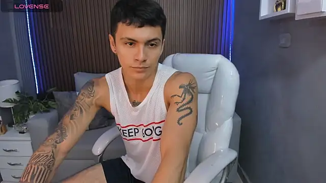 Leo santoro online show from 11.08.25