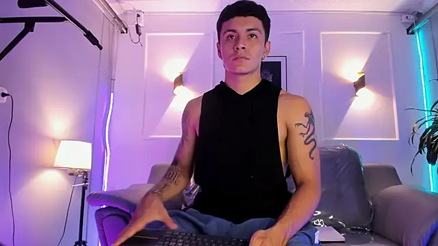 Leo santoro online show from 04.27.26
