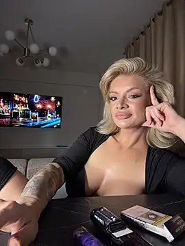 Snapshot of BOO_D chatting on 01.15.26 BOO D online show from 01.15.26