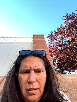 petalsexy online show from 10.30.25