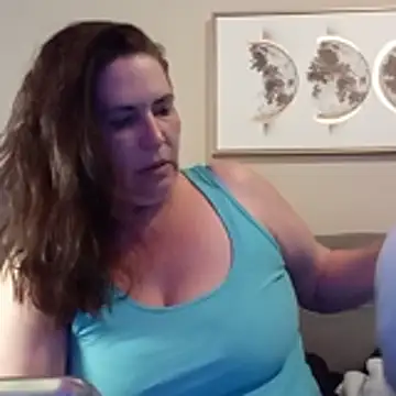 petalsexy online show from 12.15.25