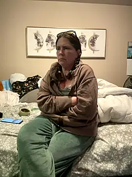 petalsexy online show from 12.16.25