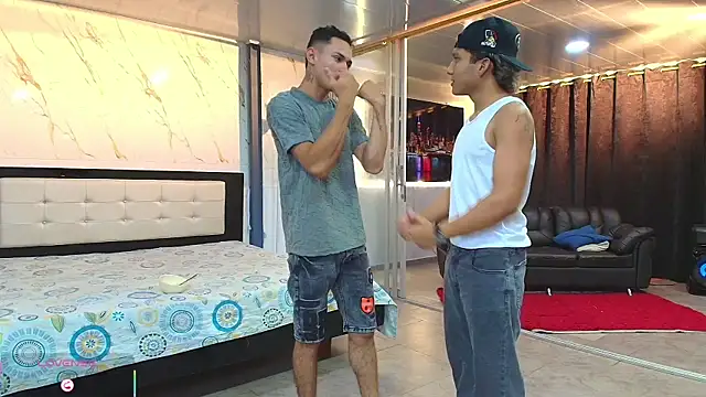 Bisexlifehot   online show from 08.08.26