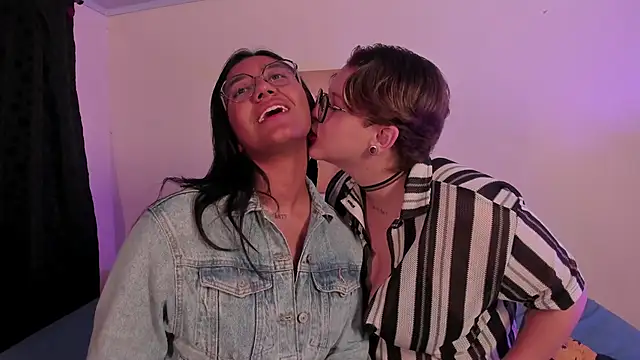 CrazyCakes  online show from 11.18.25