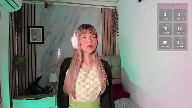 Vanessa Jenner online show from 06.12.26