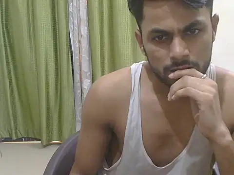 Snapshot of ursdreamperson chatting on 06.05.26 ursdreamperson online show from 06.05.26
