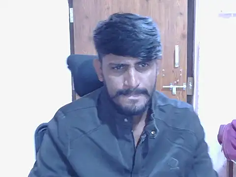 Snapshot of krishjaat43 chatting on 11.26.25 krishjaat43 online show from 11.26.25